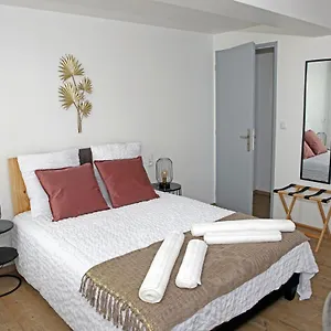 https://sweet-dream-by-nogarhomes-wifi-netflix.midi-pyreneeshotels.com